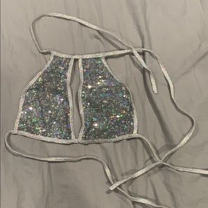 SILVER HALTER KEYHOLE CROP TOP - festival top